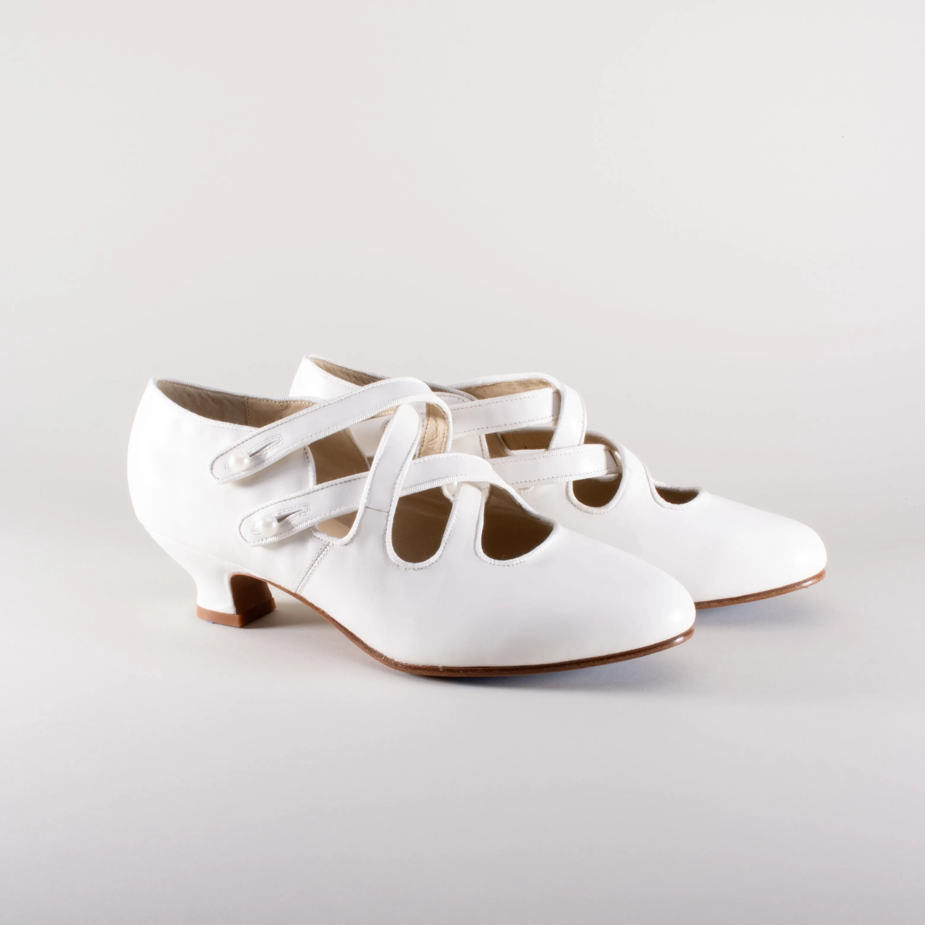 Astoria Edwardian Leather Shoes (Soft Ivory)