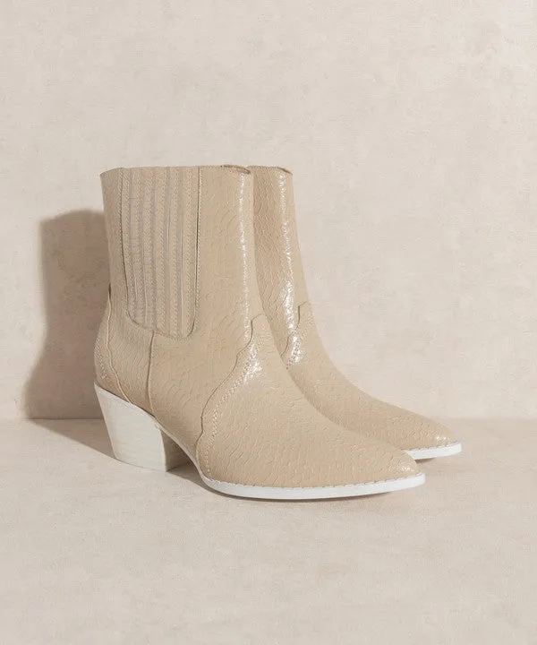 OASIS SOCIETY Dawn - Paneled Western Boots