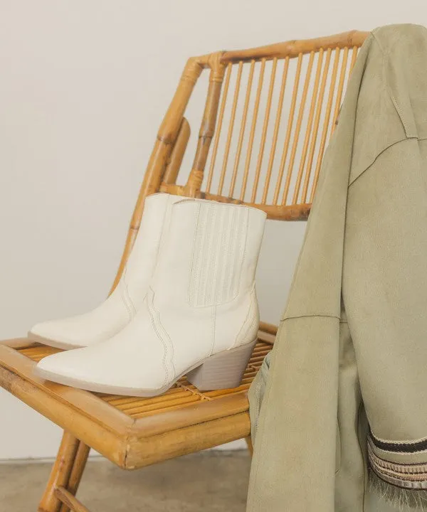 OASIS SOCIETY Dawn - Paneled Western Boots