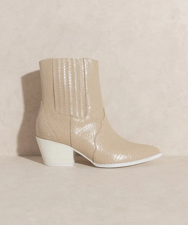 OASIS SOCIETY Dawn - Paneled Western Boots